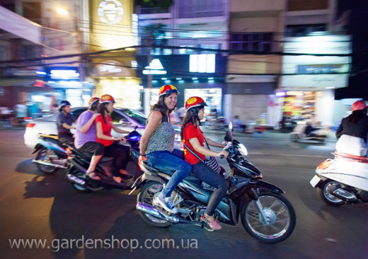 Мотоцикл як альтернатива громадському транспорту