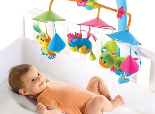 Іграшки для малюків — які вибрати?