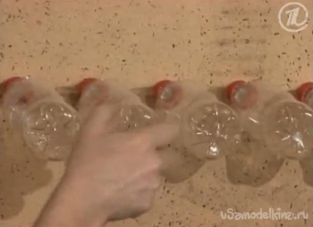 Універсальна полиця-сушарка з пластикових пляшок