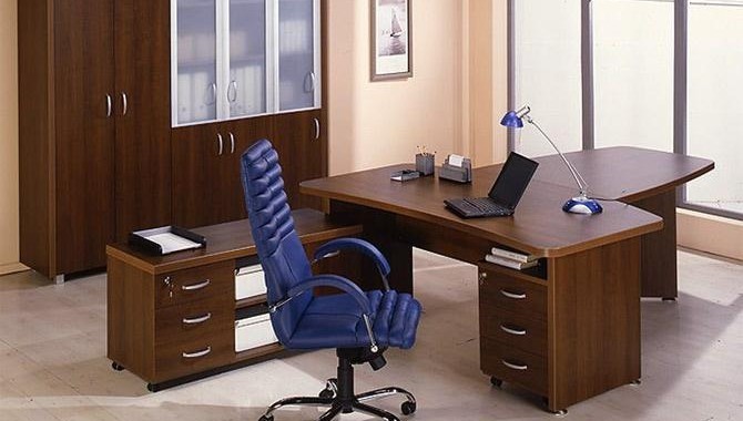 Ергономічна офісні меблі