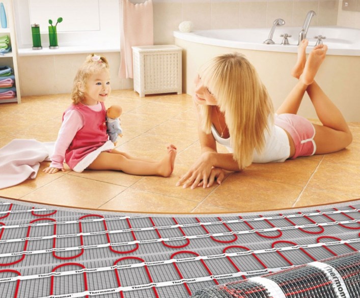 Переваги теплої підлоги у ванній кімнаті