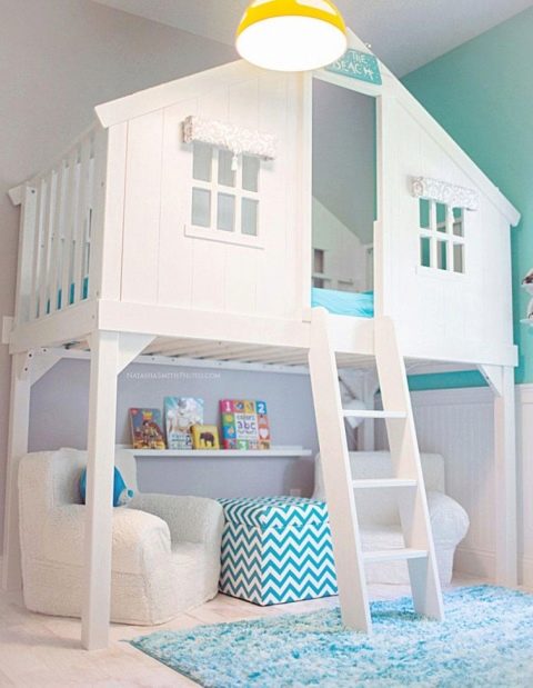 Кровать-домик – практичный подарок для ребенка