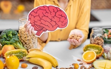 Здорова їжа для ментальної ясності: як харчування впливає на мозок